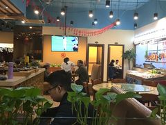 大堂-金穗园·砂锅粥.醉鸡煲火锅(长寿路店)