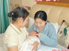 -爱贝尔高端月嫂(母婴护理)