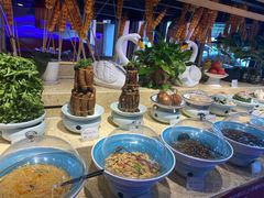 自助调料区-挂雪铁锅炖大鹅