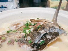 豆腐鱼头煲-门溪山居·镜岭味道
