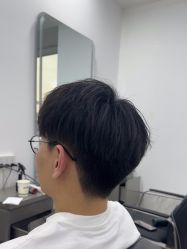 -LILI·HAIR SALON理理造型