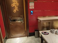 -潮歌KTV(长江北路店)