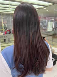 -镁连社·美联社