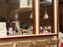 -VERIE BAKEHOUSE