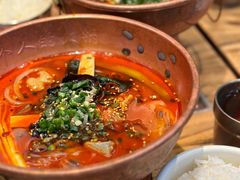 -成都你六姐·牛肉冒菜(上海环宇荟店)