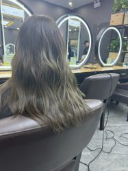 -藤野造型烫染·漂发