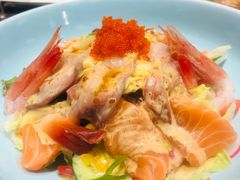 牛油果沙拉-日进一片海.生腌海鲜火锅.宵夜烧烤(三里屯总店)