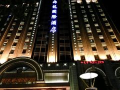 -锦龙国际酒店(天津奥体中心华苑地铁站店)