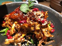 手撕扁担鸡-吃饭皇帝大(解放西路店)