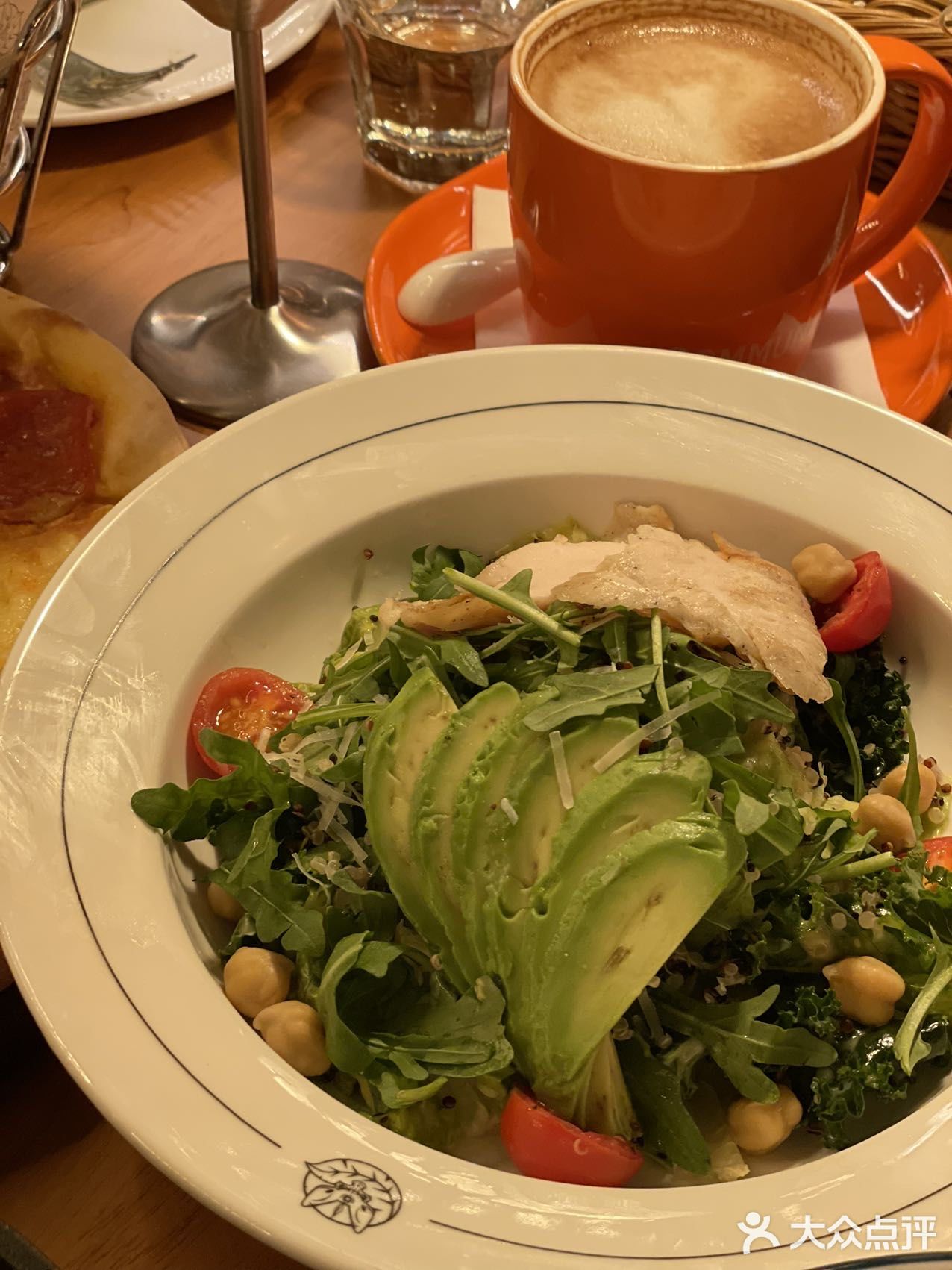 暖色调氛围感｜一站式自选餐吧💛