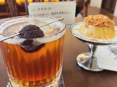 -Café Monson