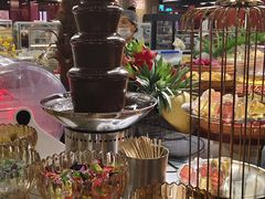 -四囍码头海鲜烧烤自助火锅(外滩南京东路悦荟广场店)