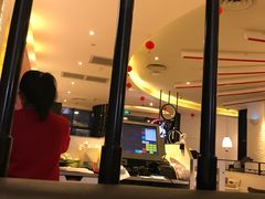 -必胜客(武汉欢乐谷店)