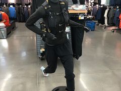 -迪卡侬(西三旗店)
