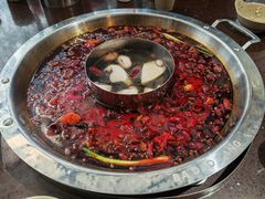 -巴倒烫陆派火锅山庄(南山总店)