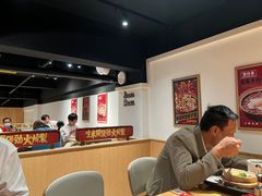 -华记煲仔华·煲仔饭(市桥易发店)