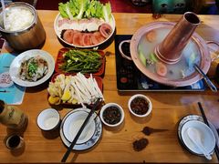 -民食香·腊排骨野生菌美食(木府店)