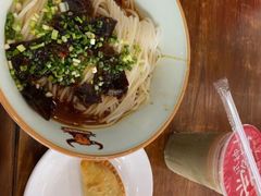 -刘聋子粉馆(张家界总店)