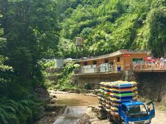 -崇州九龙峡漂流