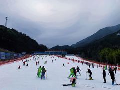 -大别山南武当滑雪场
