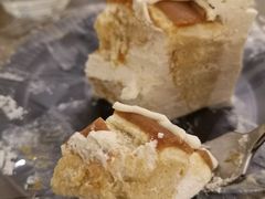 焦糖糯米蛋糕-野路甜点铺(松柏路店)
