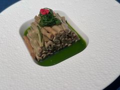 -三利音·玖弄小鲜(浦东嘉里城店)