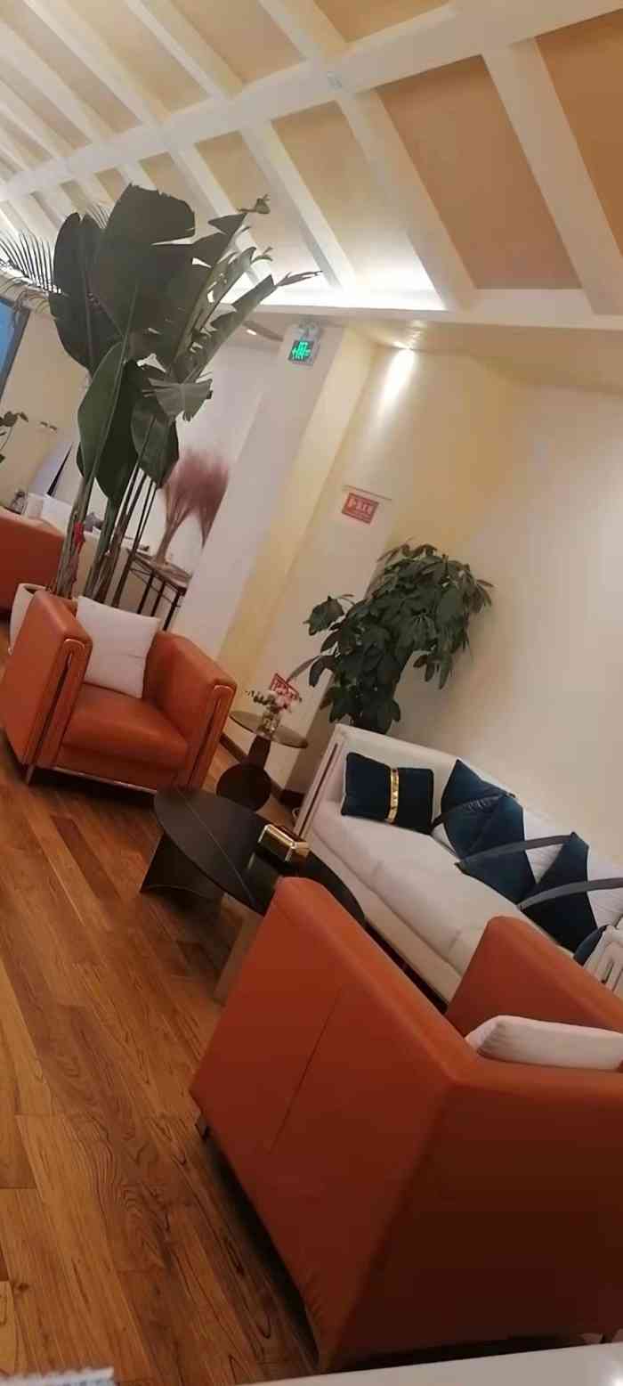 时尚殿堂beautylounge祥云小镇店