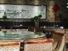 -逸兴楼·地道长沙菜(六沟垅店)