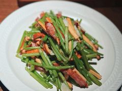 蒿子秆-肆海小川菜酒馆Wine Bistro (青年路店)