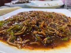 鱼香肉丝-横道佛手居筋饼店