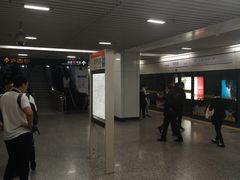 -常熟路(地铁站)