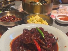-草家酱蟹炭火烤肉店(珲春南路一店)