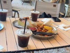 -J Create城市露营咖啡·简餐·宠物(上海动物园店)