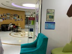 -雅悦齿科(顾村公园店)