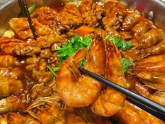 -黄记煌三汁焖锅(新佳丽江汉路店)