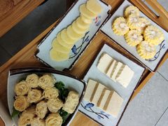 -毛辣果·贵州红酸汤牛肉火锅(西单店)