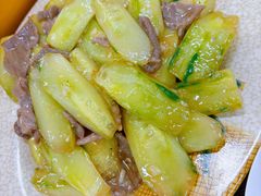 牛肉炒青瓜-贞姨美食·老字号海鲜大排档