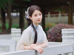 -绳金塔