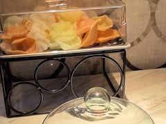 -浅深(世茂滨江精品店)