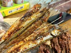 -亨利烧烤(理想山店)