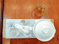 -燕庭·纯燕窝·甜品下午茶(南京西路店)