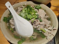 -大众跷脚牛肉馆·非遗传承单位(峨眉山店)