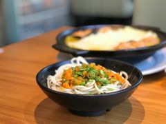 热干面-莲餐厅·湖北菜·藕汤是头牌(愚园路店)