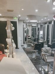-TOP HAIR SALON