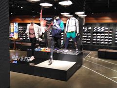 -NIKE武汉品牌体验店