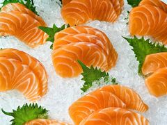 -粤盛海鲜平价店(洛溪食街店)