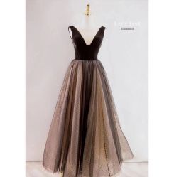 -Lady  Jane高端婚纱礼服馆