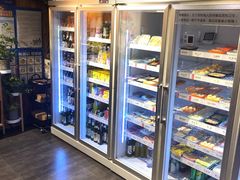 面包甜点陈列柜-四喜小胖·北京涮肉(五道营店)