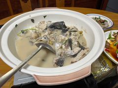 -芦茨金富饭庄·25年老字号·专做稻草鸡