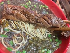 -小龙大肉面馆